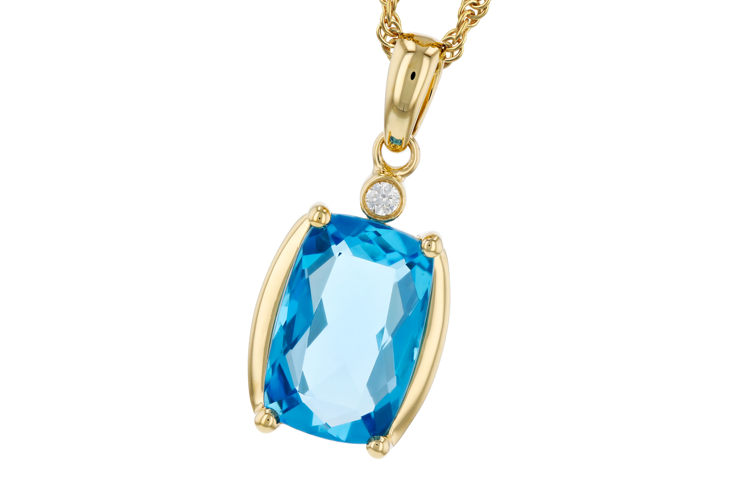 E321-38925: NECKLACE 2.88 BLUE TOPAZ 2.90 TGW (11x7MM BT)