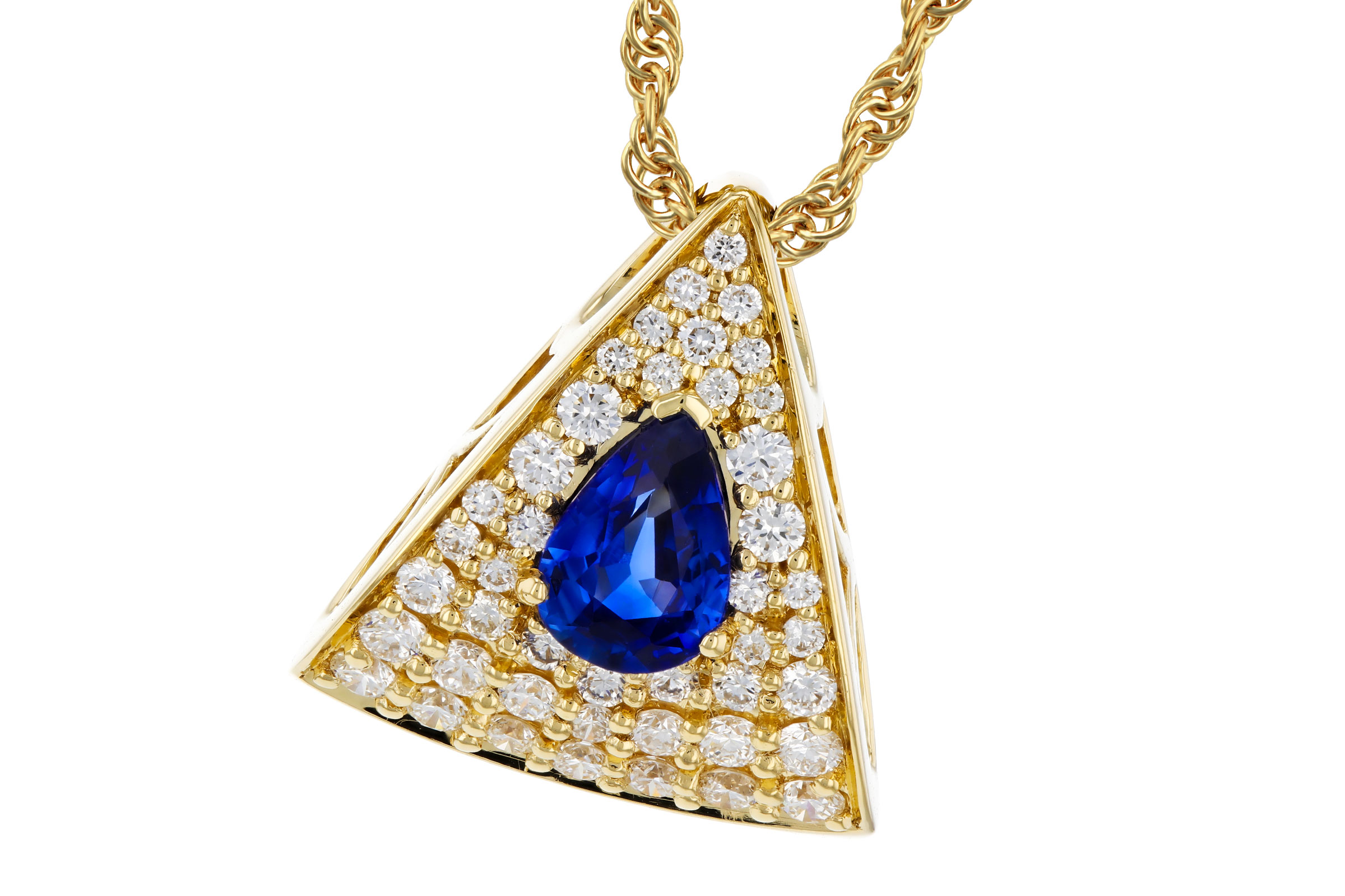 G321-38988: NECKLACE .51 SAPPHIRE .85 TGW (6x4MM SA)