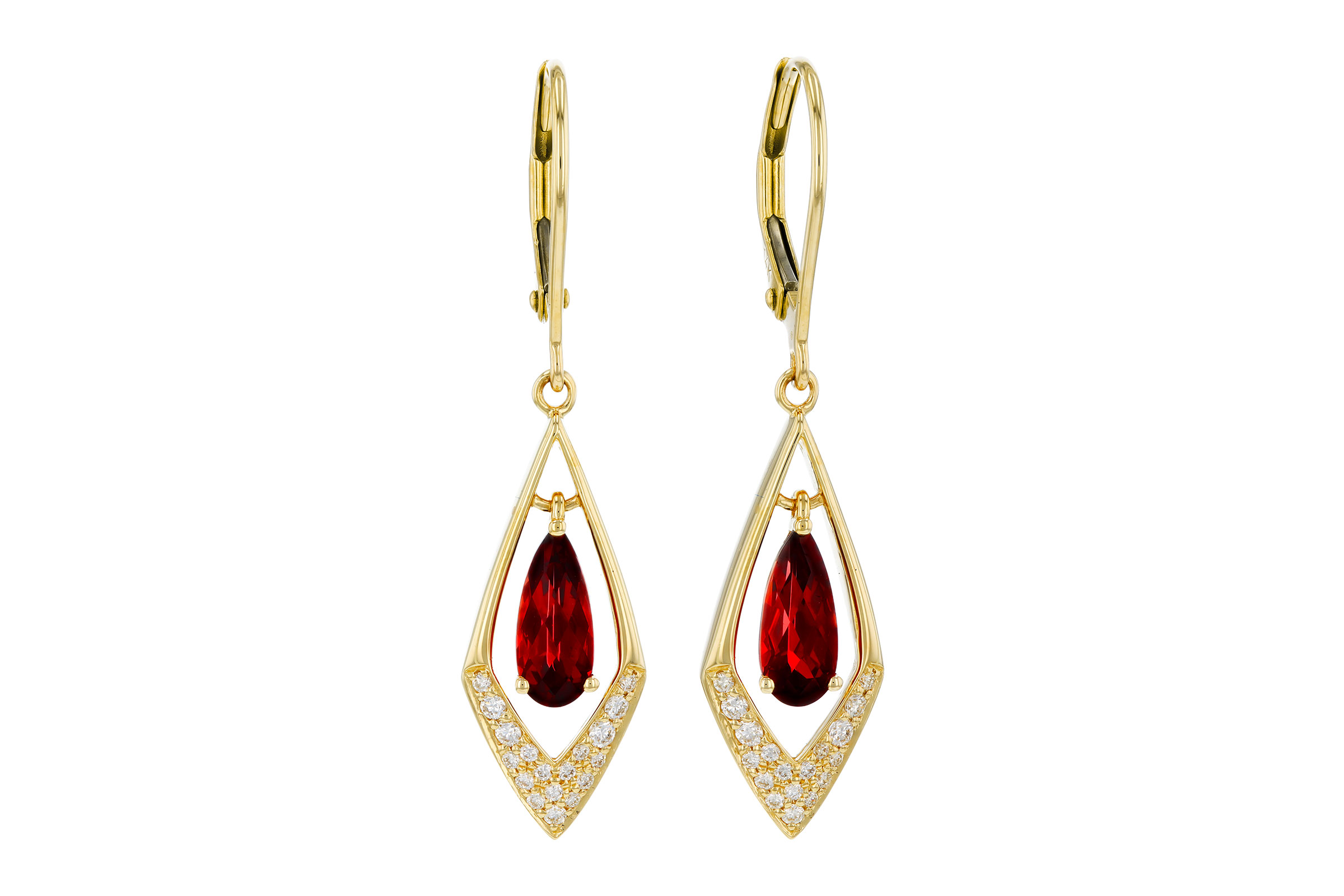 H321-38933: EARR 1.13 TW GARNET 1.28 TGW