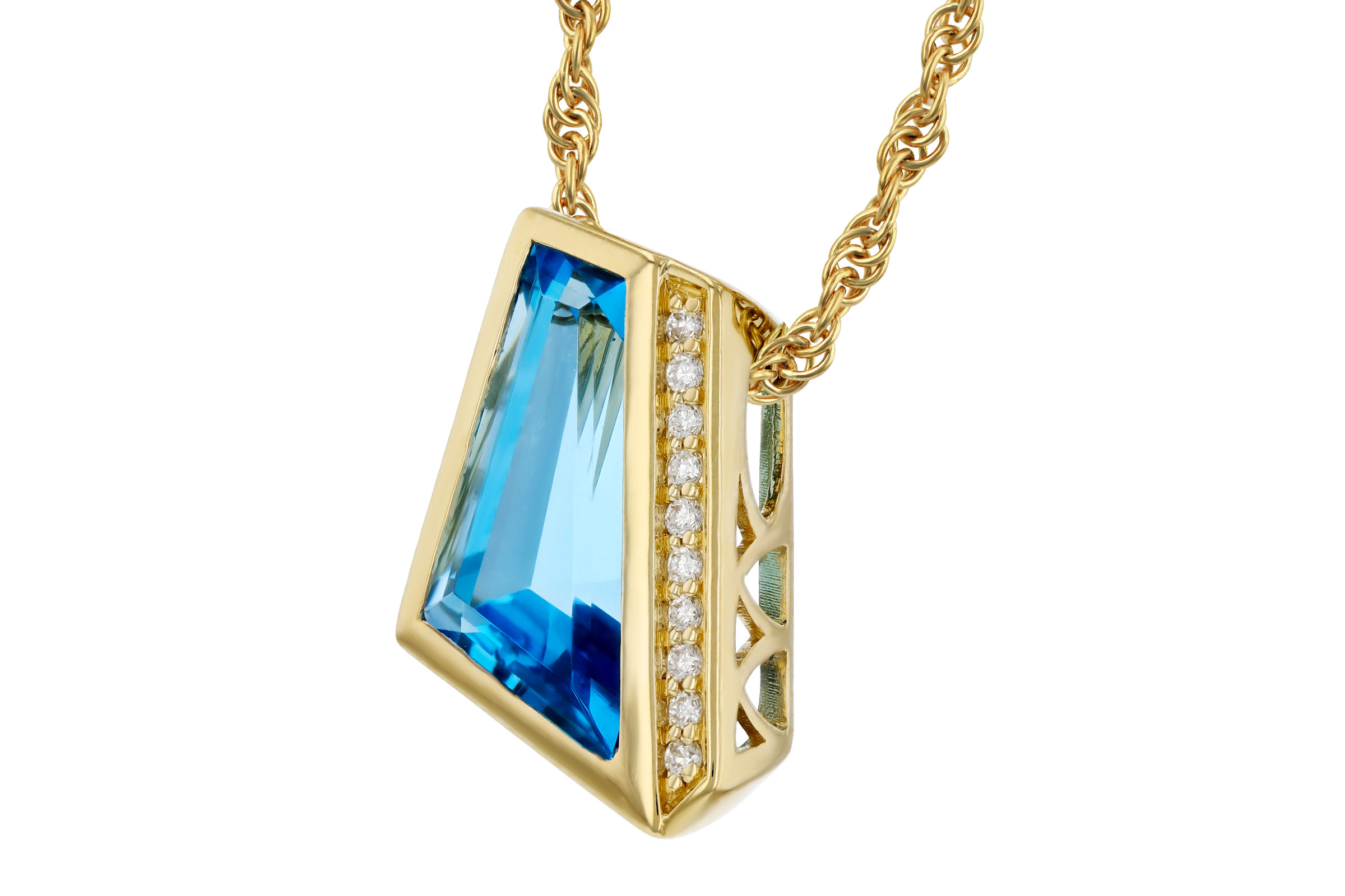 H321-38961: NECKLACE 2.42 SWISS BLUE TOPAZ 2.46 TGW
